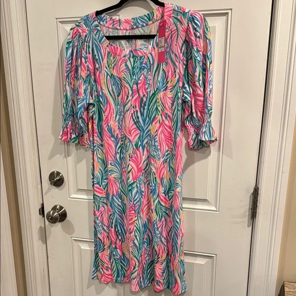Lilly Pulitzer Adley Short Sleeve Dress in Sea Turtle Soirée, NWT - Picture 5 of 5